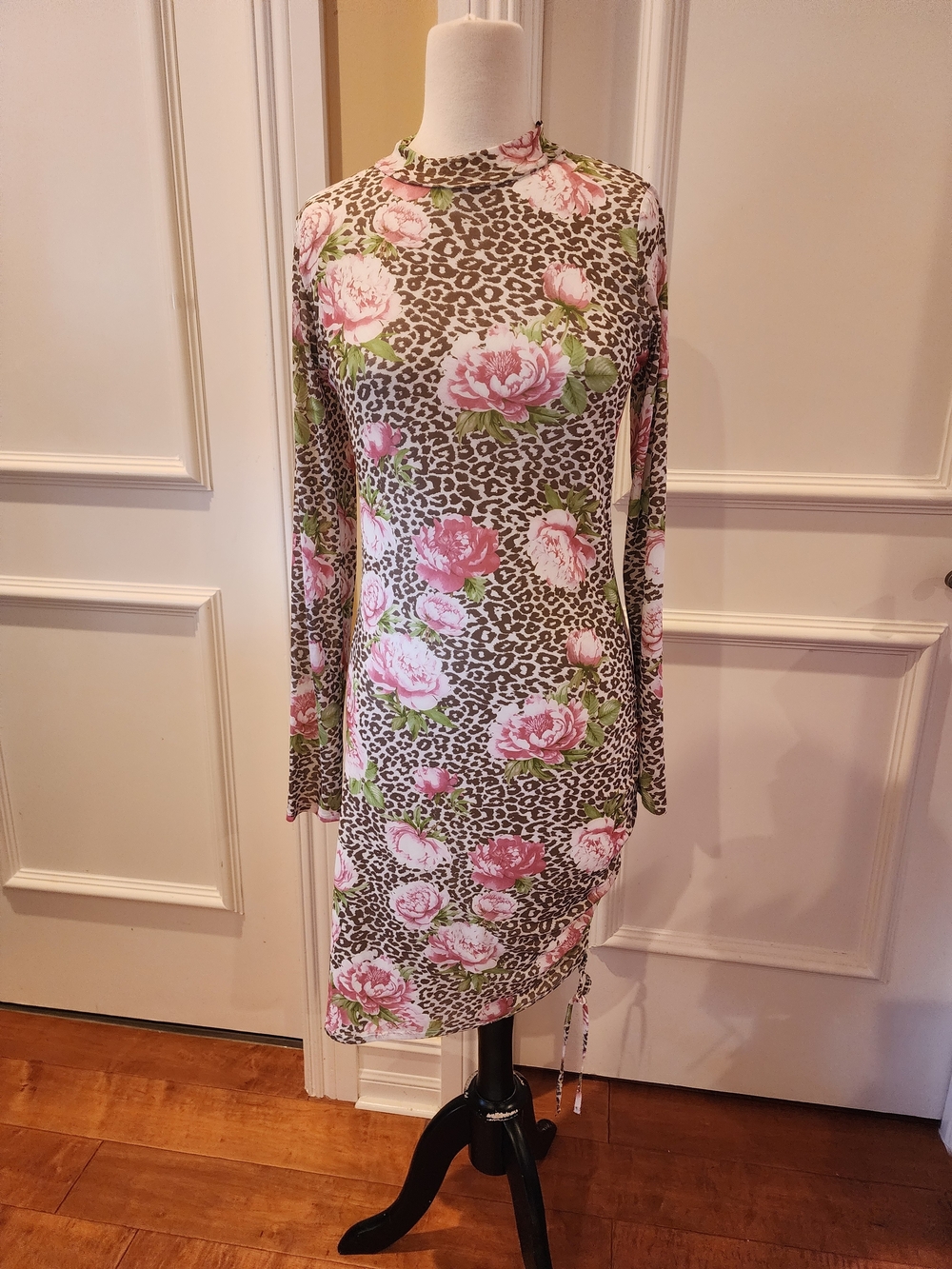 Guess Long Sleeve Bodycon Dress in Pink Floral & Leopard Print